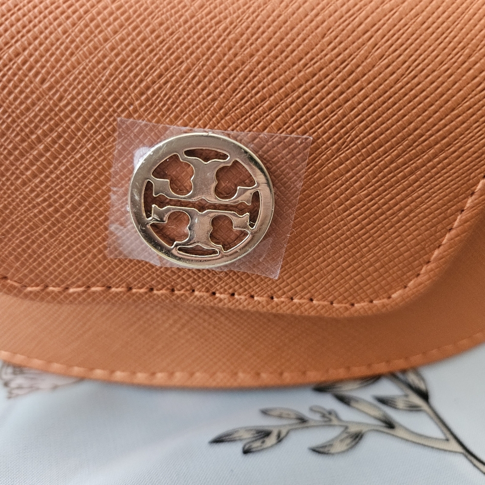 NWOT Tory Burch Sunglasses Case - Picture 2 of 9